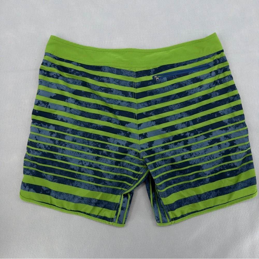 The North Face Green & Blue Striped Whitecap Board Shorts Sz 38